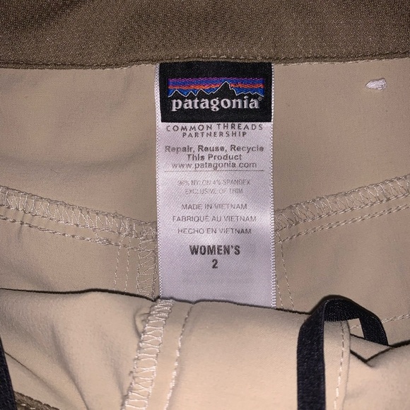Patagonia Women's Light Tan Khaki Shorts - Picture 3 of 6
